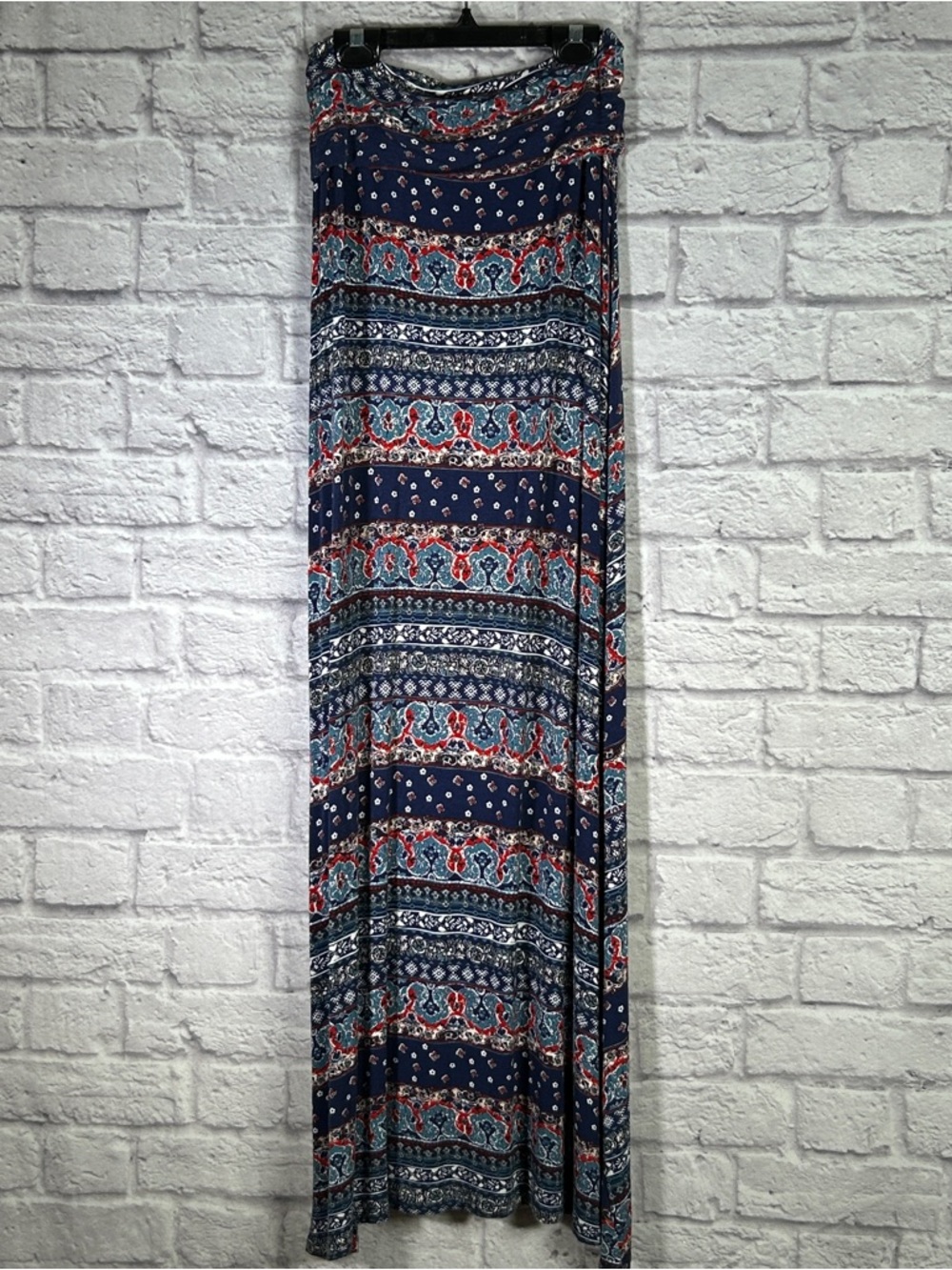 Boho‎ Navy and Red Printed Maxi Skirt - Picture 2 of 9